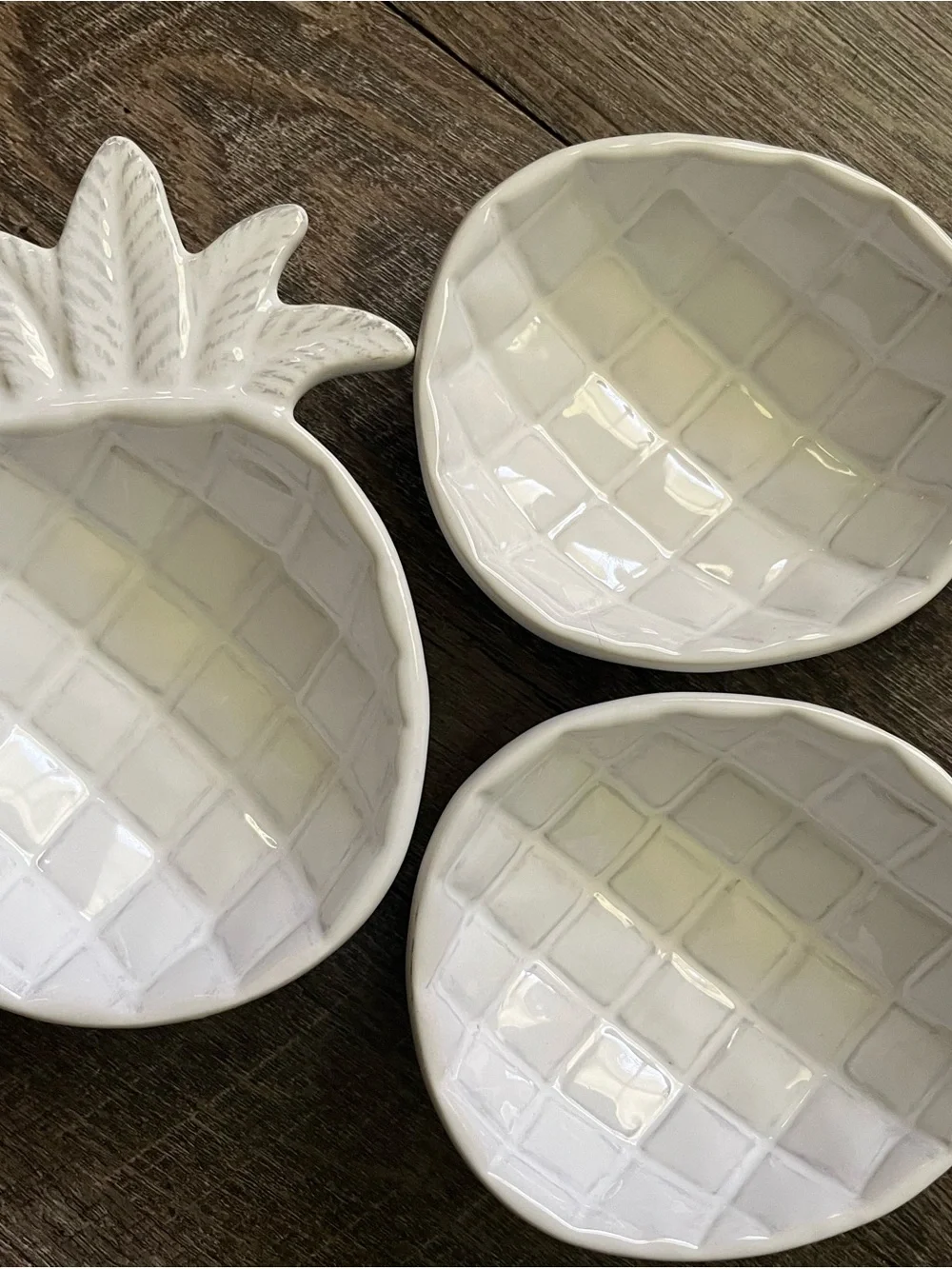 Mud Pie White Ceramic Pineapple Dishes - Set of 3